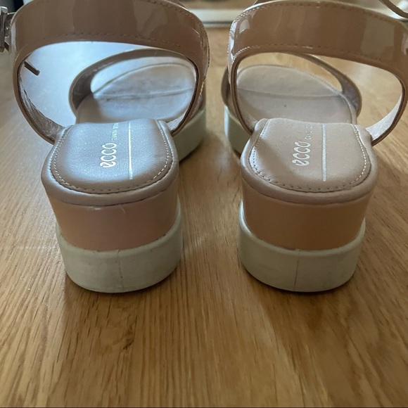 Pink Sandals - Picture 2 of 4